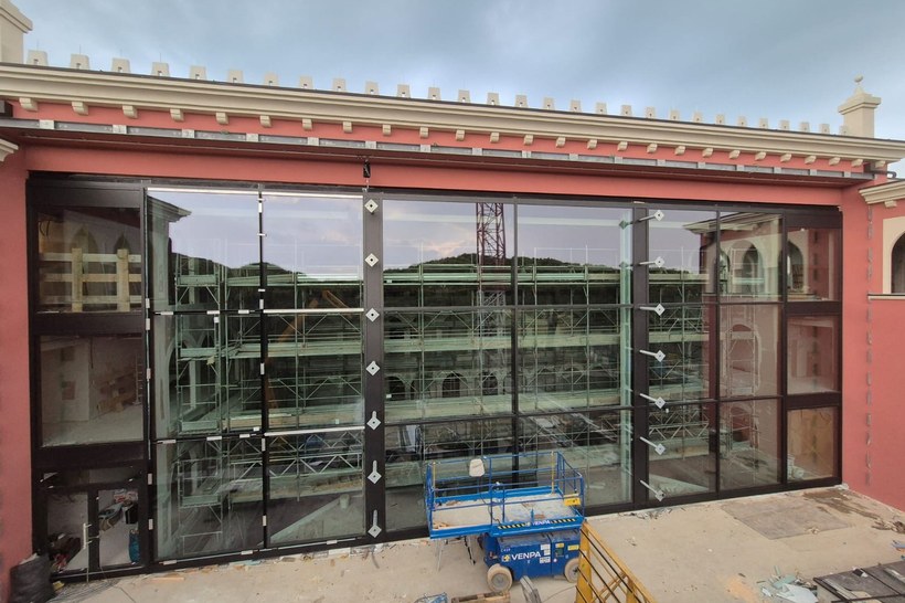 Cavallino_Bianco2.jpeg Cavallino_Bianco2.jpeg