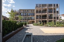 Groß (ERDEN_Buchs_Groffeldgasse_cbyHannoMackowitz-_HMA7102-min).jpeg Groß (ERDEN_Buchs_Groffeldgasse_cbyHannoMackowitz-_HMA7102-min).jpeg