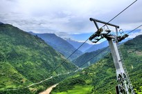 Cable_Car_(Tram_way)_to_Manakamana_Temple_(Nepal).jpg