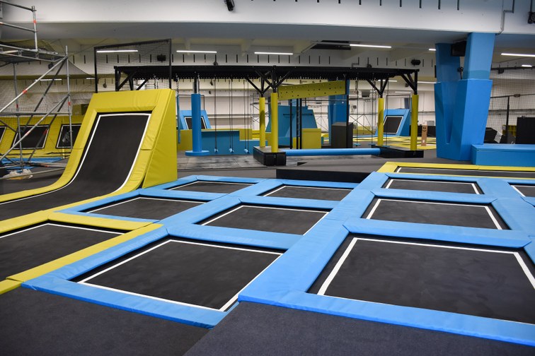 Trampolin und Actionpark