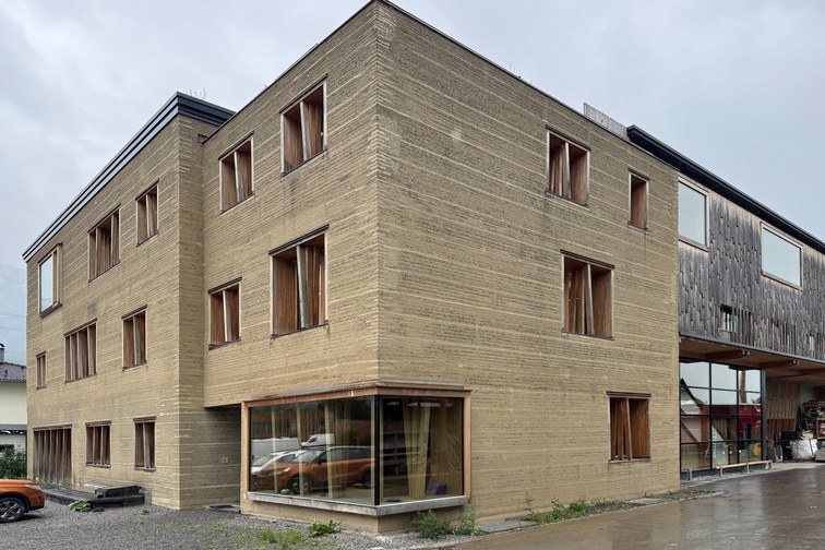 Bürogebäude LTE